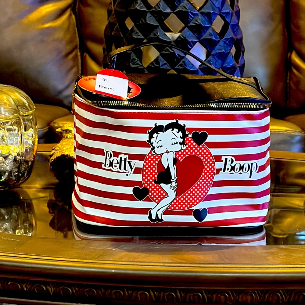 Betty Boop Large Cosmetic Bag